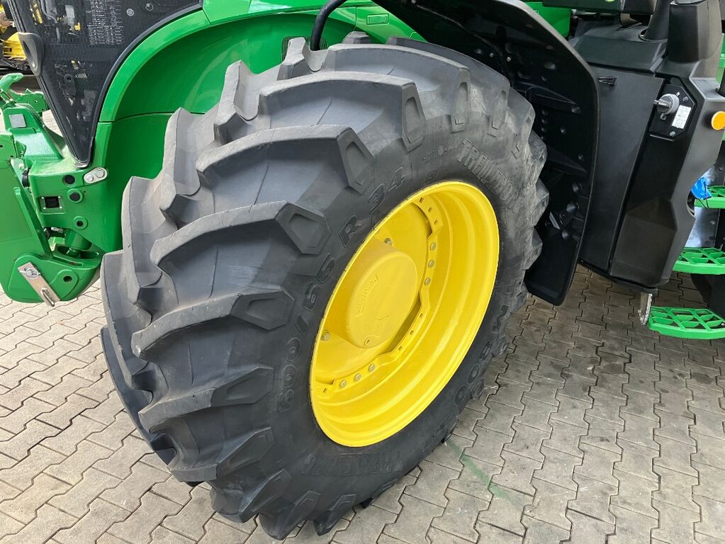 John Deere 7R 310 2