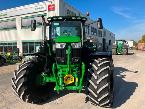 John Deere 6175R