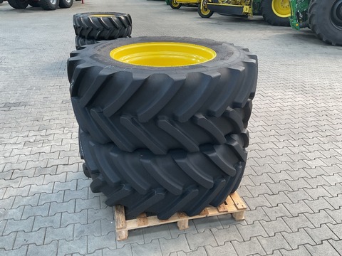 Sonstige 540/65R30