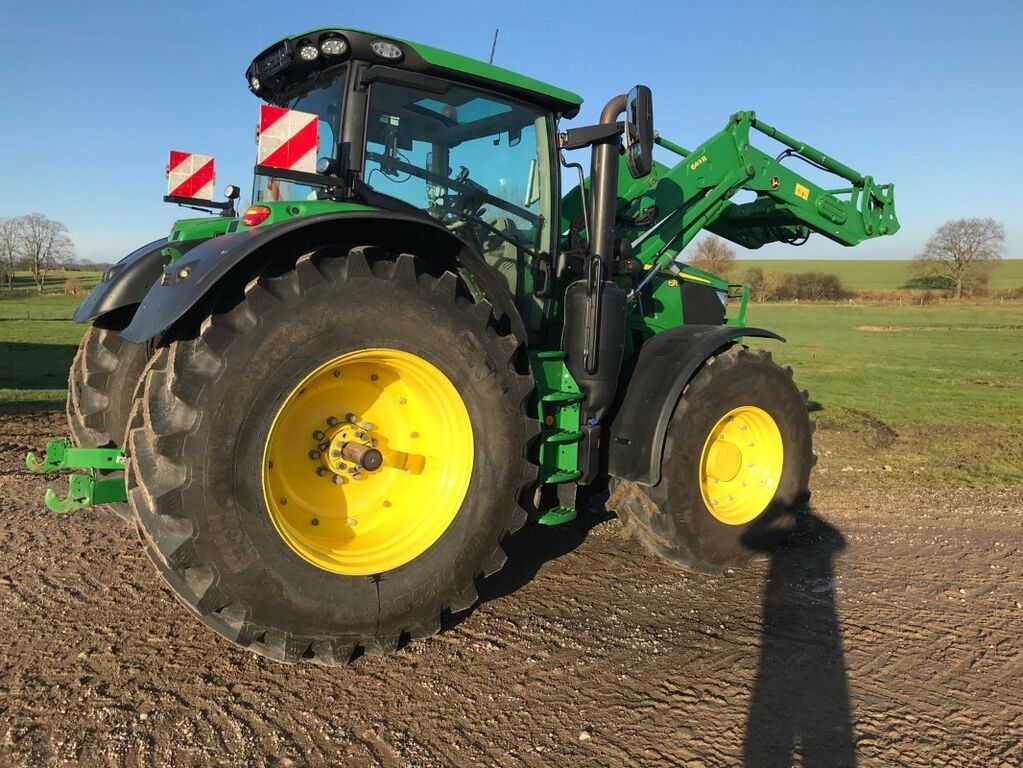 John Deere 6R 175 2