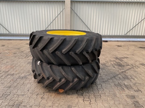 Mitas 650/75R42
