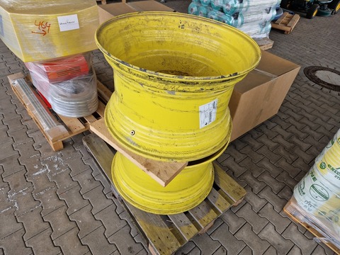 John Deere 18x30
