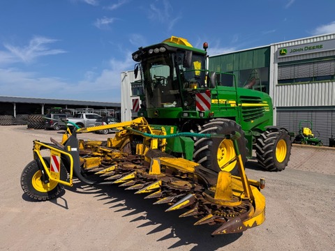 John Deere 7750