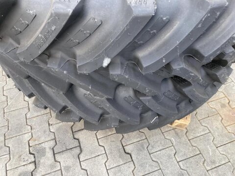 BKT 420/85R38 2