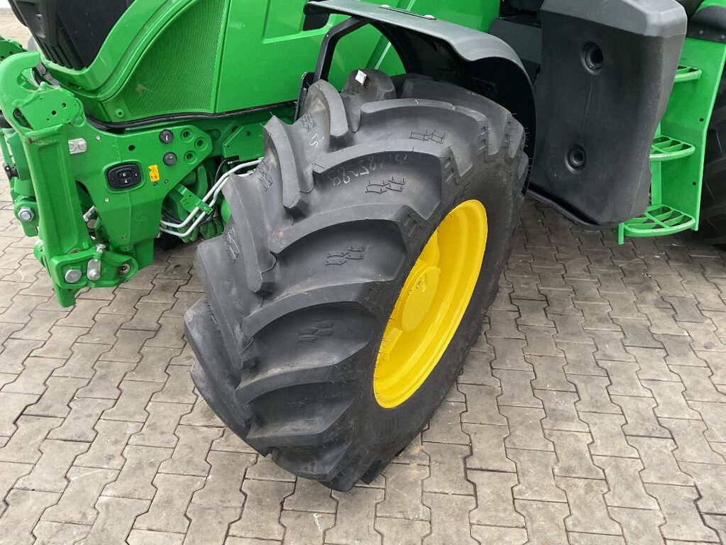 John Deere 6R 130 2