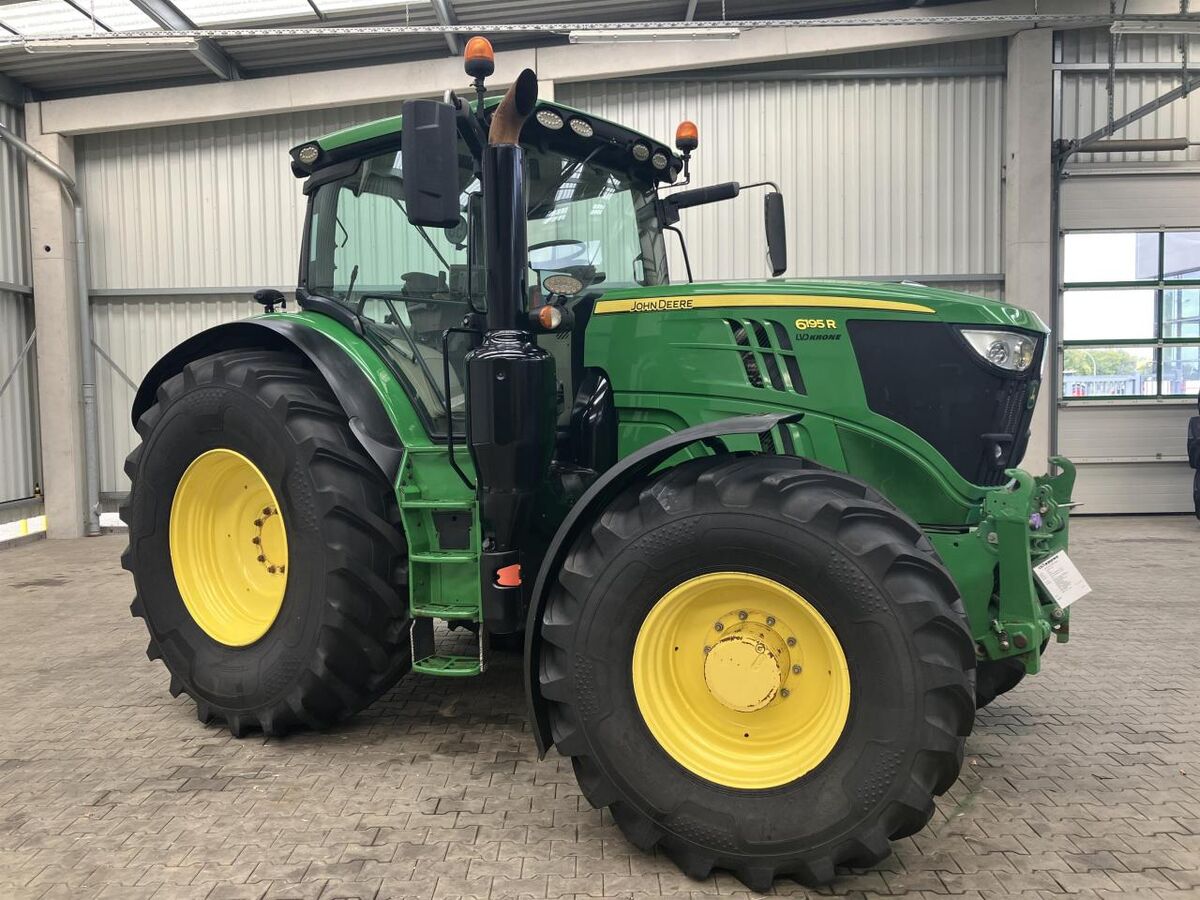 John Deere 6195R 2
