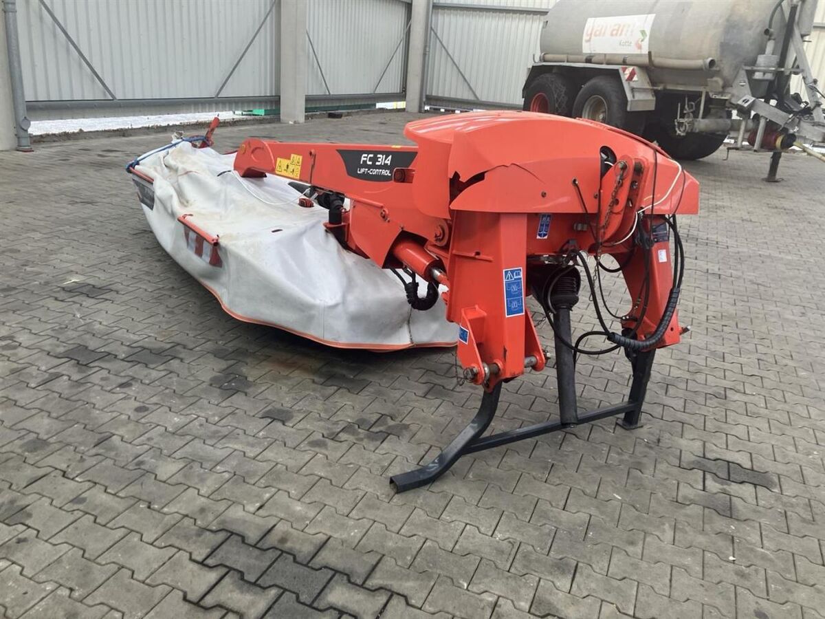 Kuhn FC 314 Lift Control 3