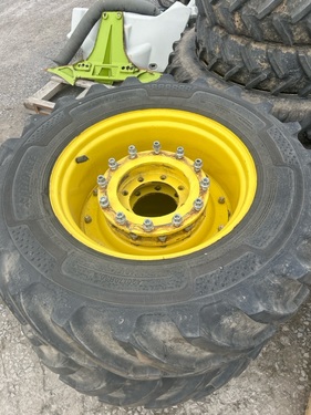Komplettradsatz 420/70R30 Alliance AgriStar II