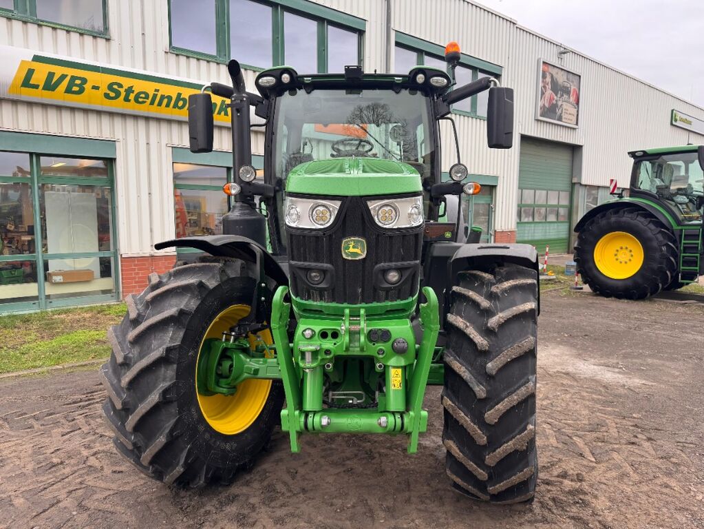 John Deere 6155R 2