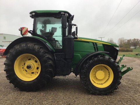 John Deere 7310R 2