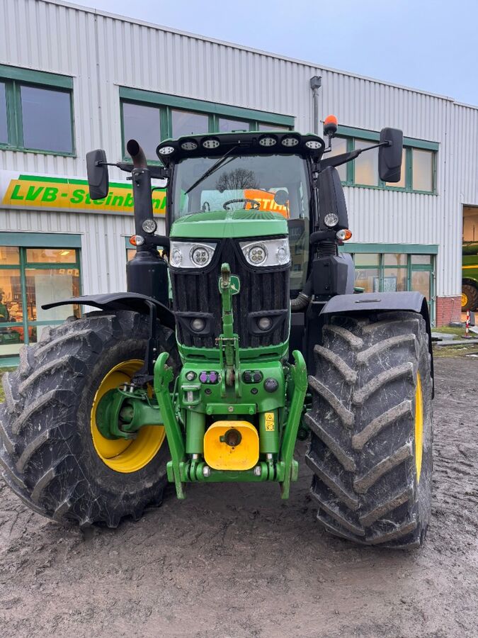 John Deere 6250R 2