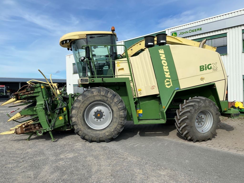 Krone Big X700 3