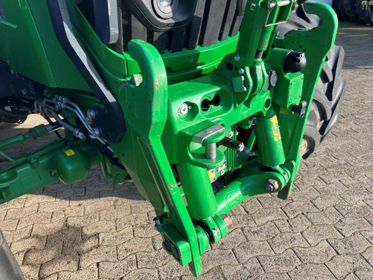John Deere 6R 185 3