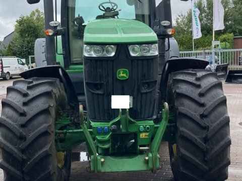 John Deere 7230R 3