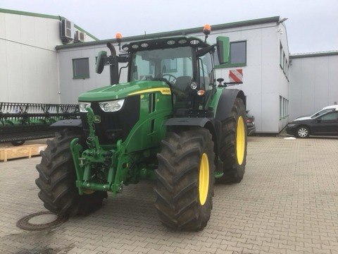 John Deere 6R 215 2