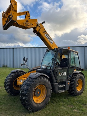 JCB 541-70