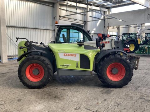 Claas Scorpion 7040 3