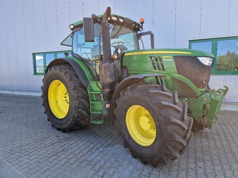 John Deere 6175R
