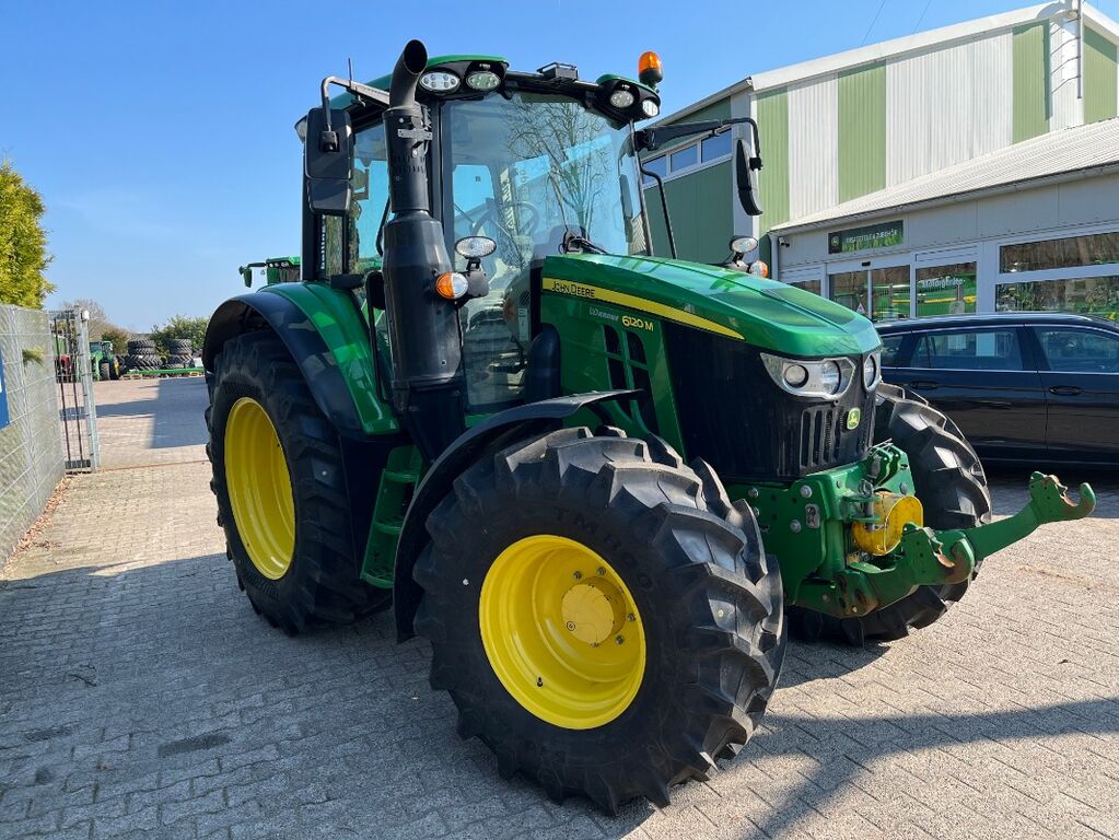 John Deere 6120M 2