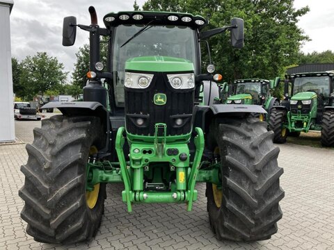 John Deere 6215R 3