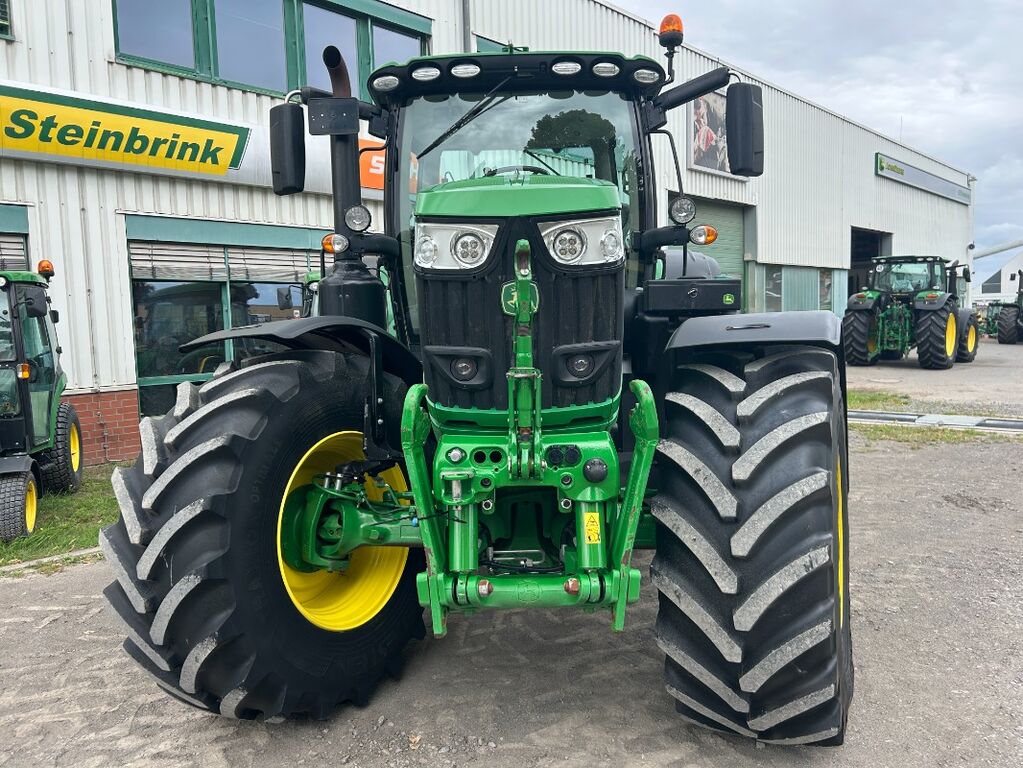 John Deere 6175R 2