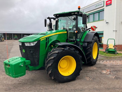 John Deere 8320R