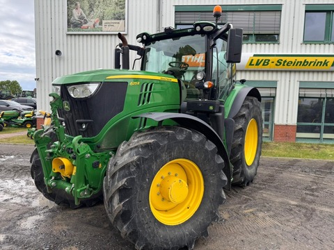John Deere 6215R