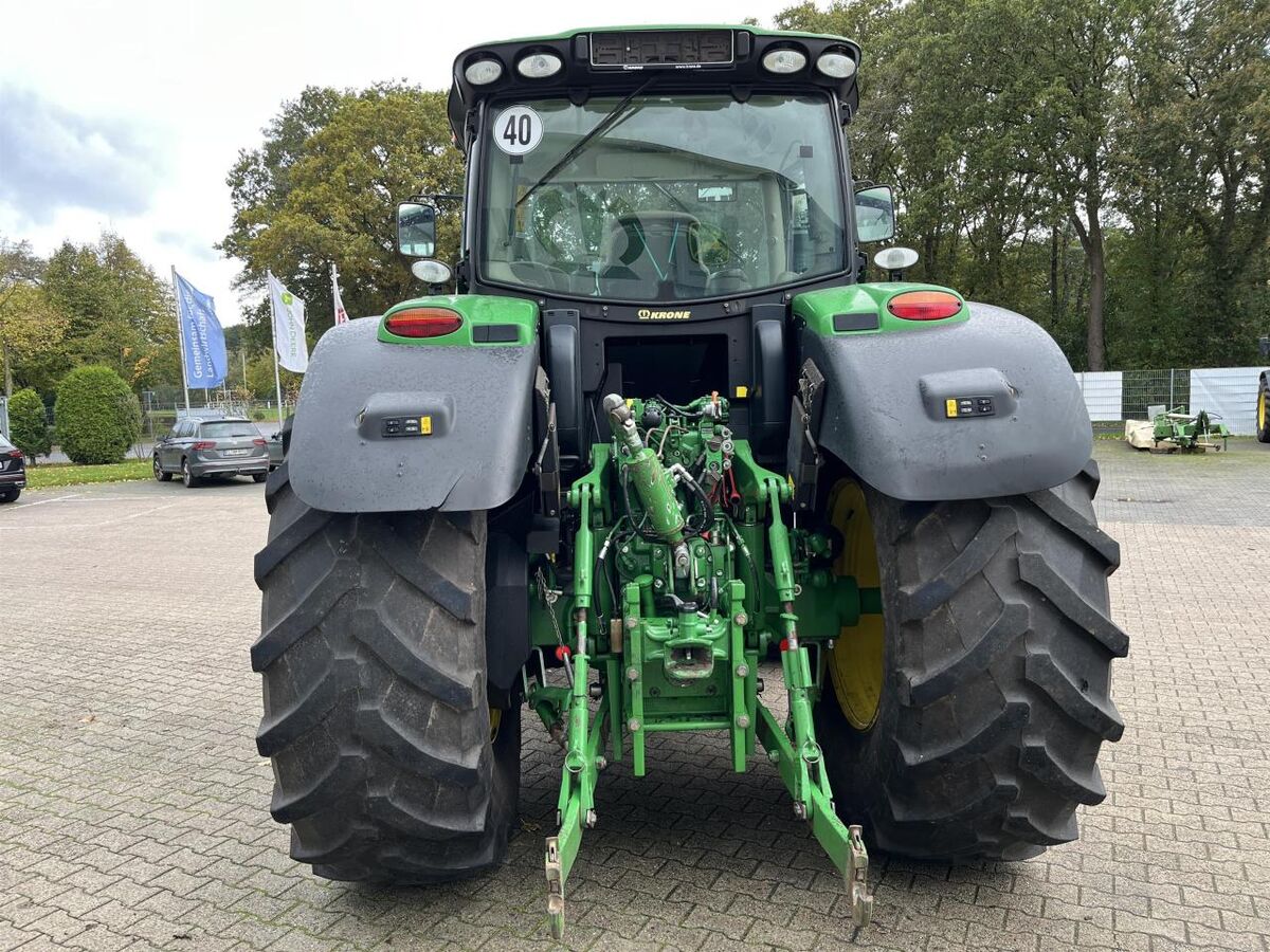 John Deere 6190R 2