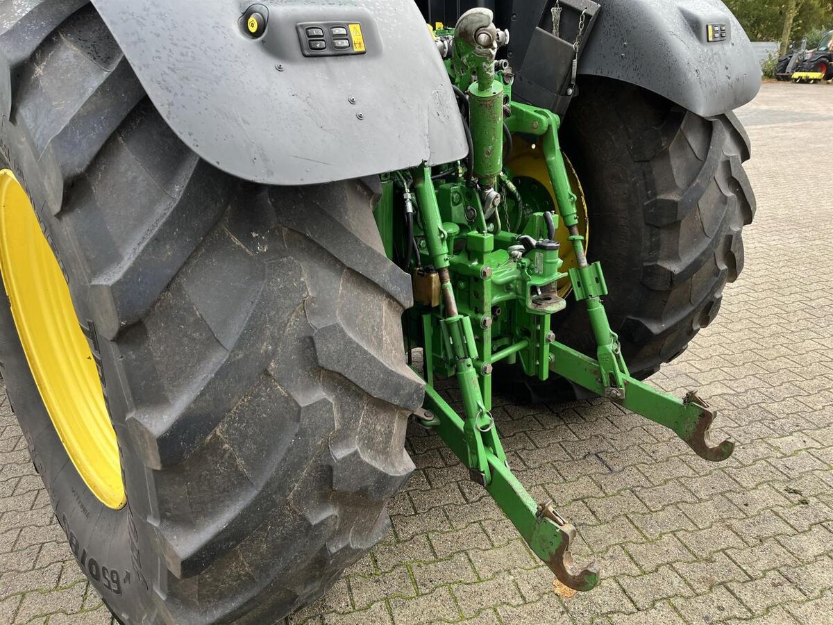 John Deere 6190R 3