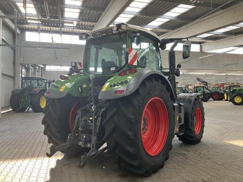 Fendt 724 Vario S6 Profi Plus