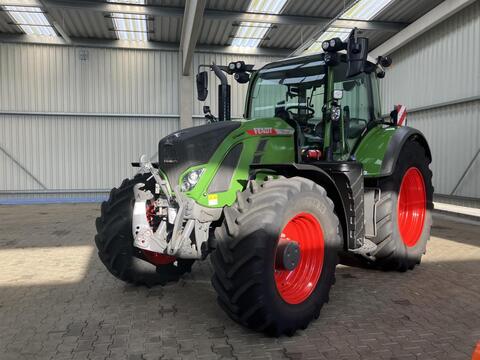 Fendt 724 Vario S6 Profi Plus