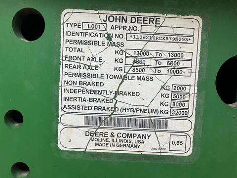 John Deere 6210R