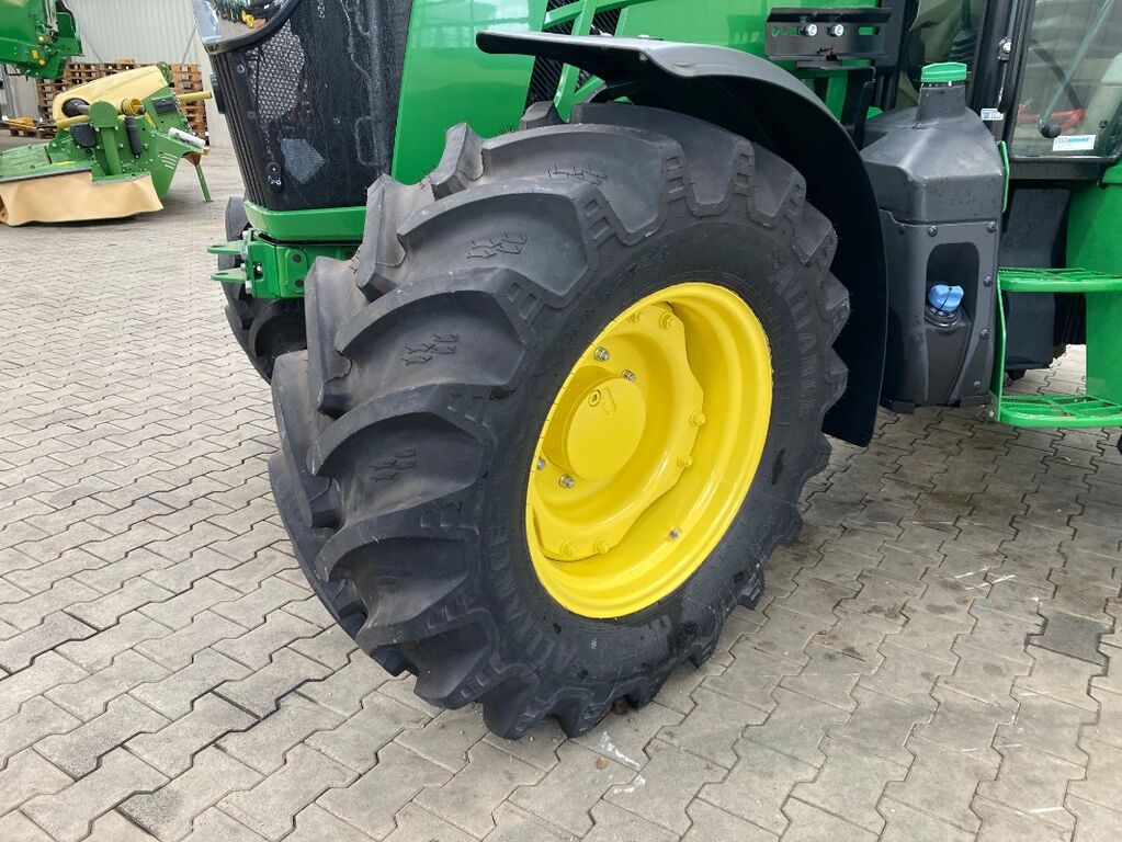 John Deere 5090M 2