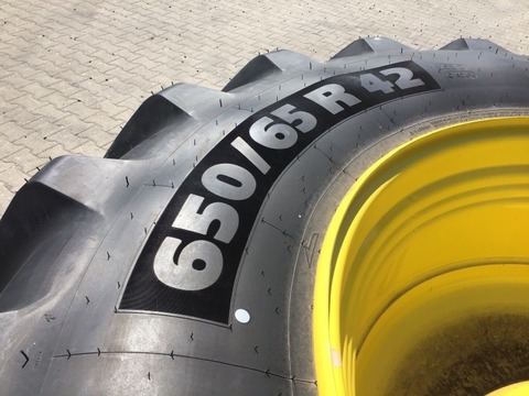 Michelin 650/65R42 2