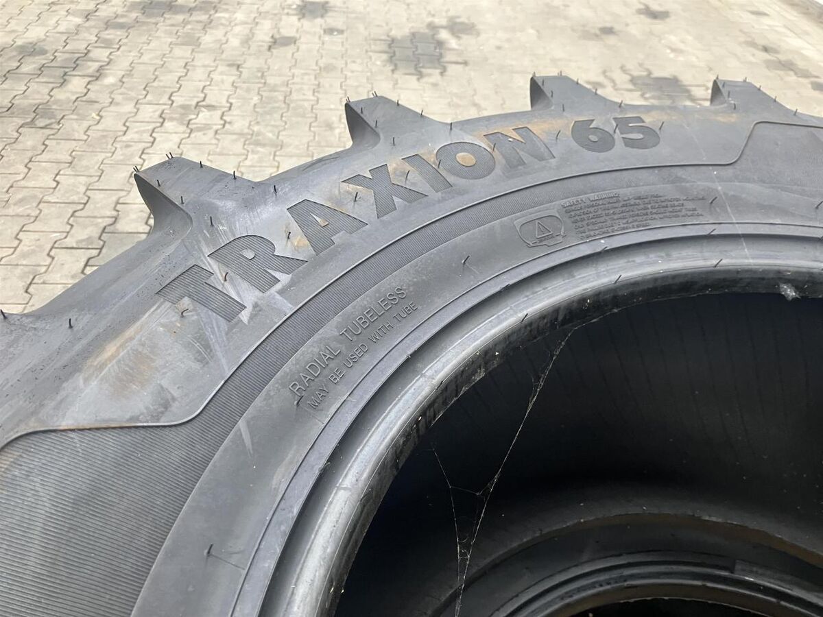 Vredestein 540/65R30 3