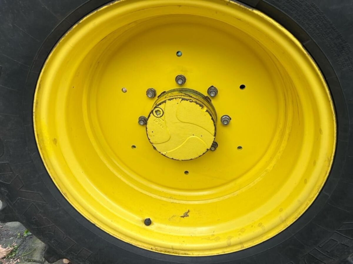 Vredestein 420/70R28 3