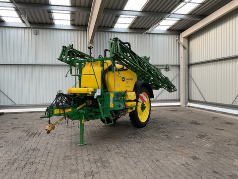 John Deere M740