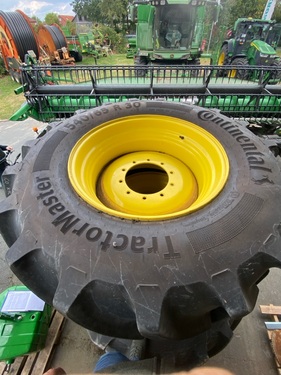 Continental 540/65R30 TractorMaster