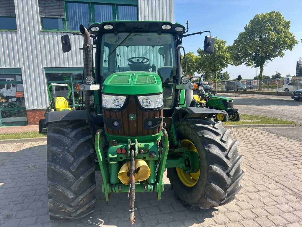 John Deere 6115R 2