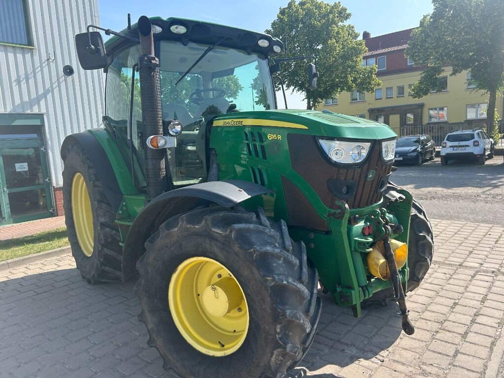 John Deere 6115R 3