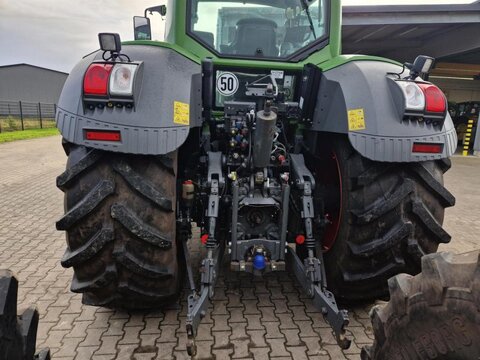 Fendt 826 Vario S4 Profi Plus 3