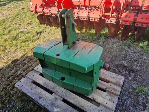 John Deere 900 kg 2