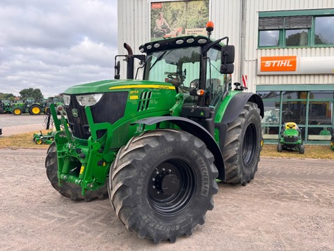John Deere 6175R