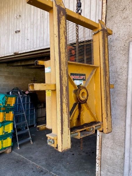 Box Lift Kistendrehgerät 360° 2