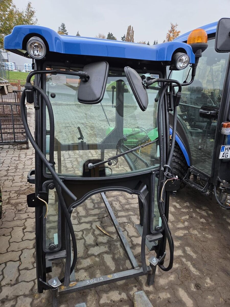 SOLIS NAGLAK Kabine SOLIS 26 6+2 1