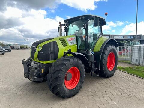 <strong>CLAAS Axion 810</strong><br />