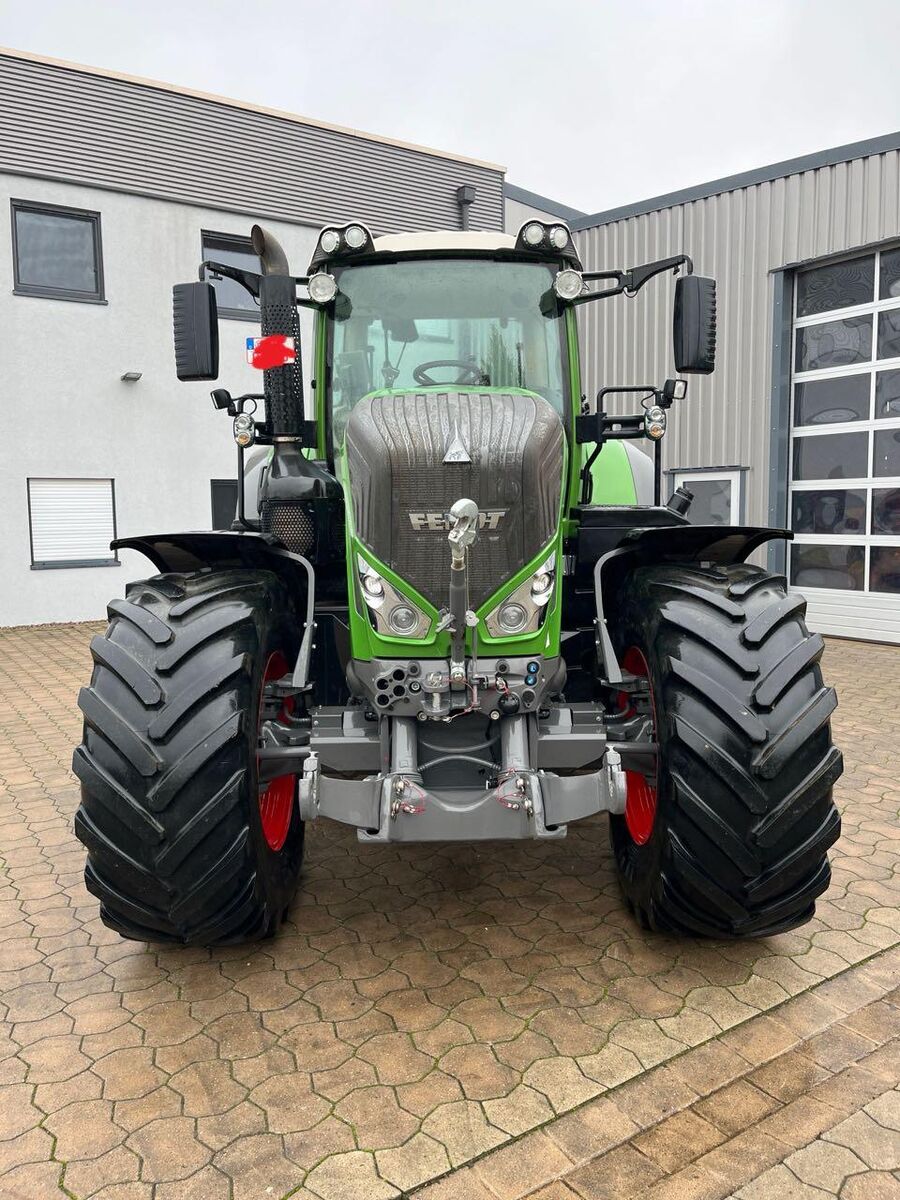 Fendt 828 Vario S4 ProfiPlus 3