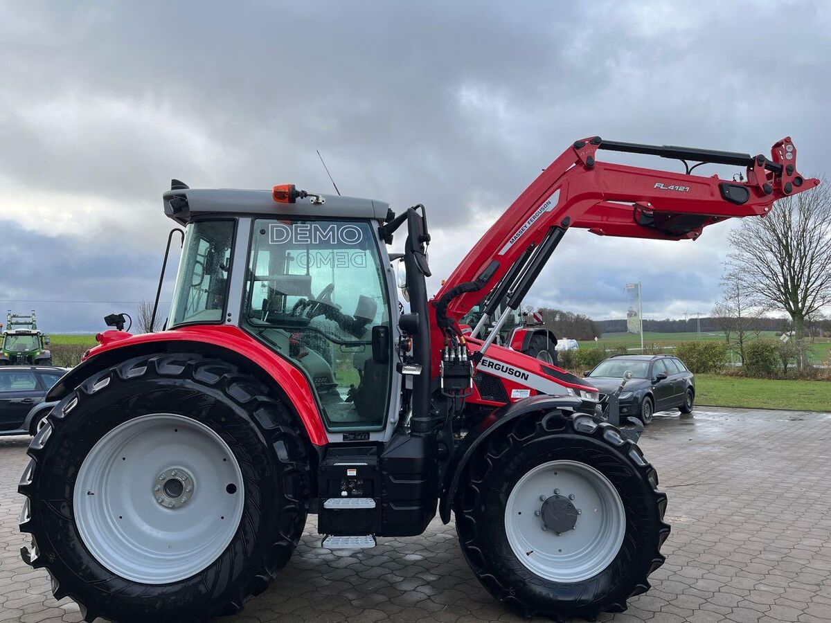 Massey Ferguson 5S. 125 Dyna-6 2