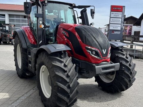 Valtra T145 Active 3