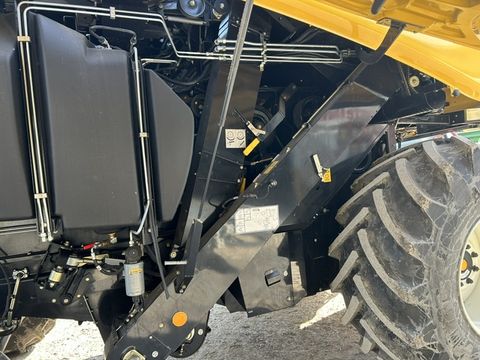 New Holland CX 5.80